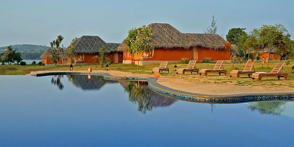 best safari hotels in india
