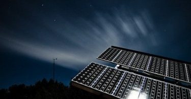 gece enerji üreten güneş paneli